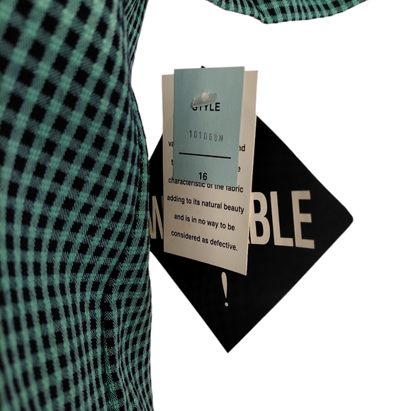 NWT Miss Dorby Padded Shoulders Green Short Sleeve Blazer Size 16 - Picture 2 of 3